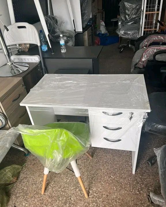 White Study Desk with 3 Drawers and Chair